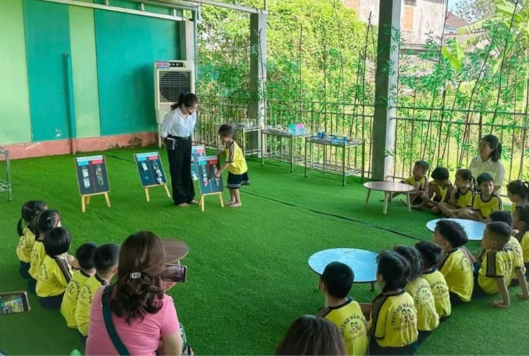 Sở Giáo dục và Đào tạo TP. Huế tổ chức Sinh hoạt chuyên môn cấp TP năm học 2024-2025