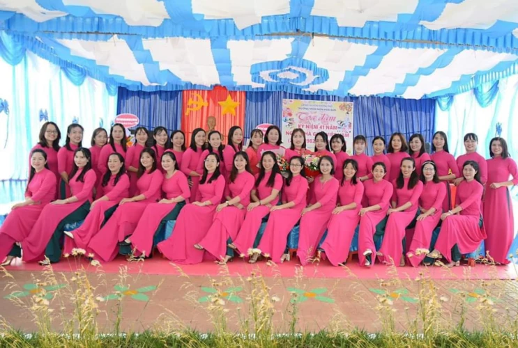 Lễ Toạ Đàm Kỷ Niệm 41 Năm Ngày Nhà Giáo Việt Nam 20/11