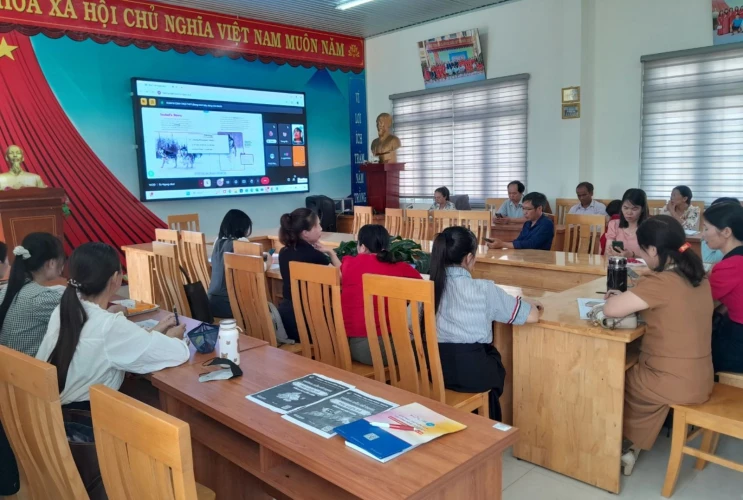 Buổi Hội thảo Thư viện số trực tuyến tại Trường TH-THCS Đông Thanh