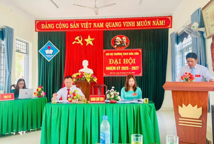 Đại Hội Chi Bộ Trường THCS Đắk Sôr - Thành Công Tốt Đẹp