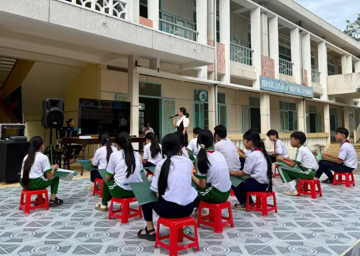 Sôi Nổi Cuộc Thi “Rung Chuông Vàng” Tại Trường THCS Sơn Mỹ
