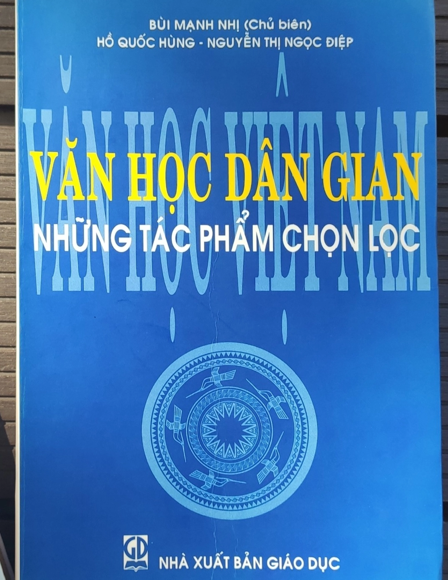 Văn học dân gian - Những tác phẩm chọn lọc