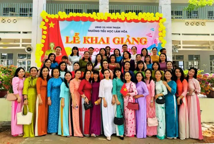Tưng bừng khai giảng năm học mới tại trường Tiểu học Lâm Hòa