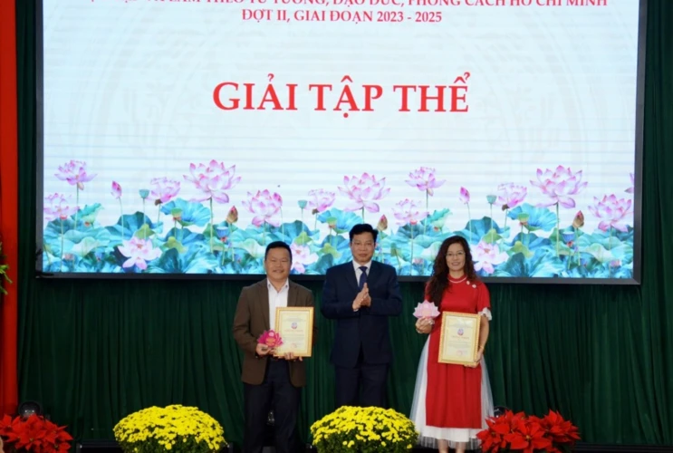 Tỉnh ủy Đắk Nông tổ chức trao Giải thưởng sáng tác, quảng bá tác phẩm văn học, nghệ thuật, báo chí về học Bác