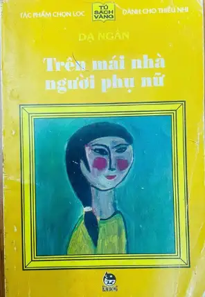 Trên mái nhà người phụ nữ