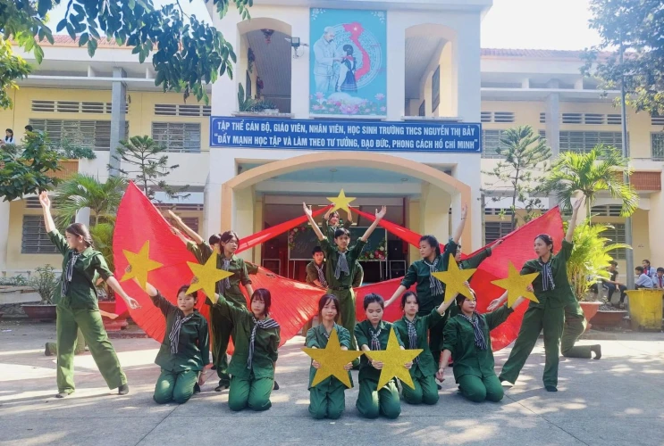 Trường THCS Nguyễn Thị Bảy Tổ Chức Hội Thi Văn Nghệ Chào Mừng Ngày Nhà Giáo Việt Nam