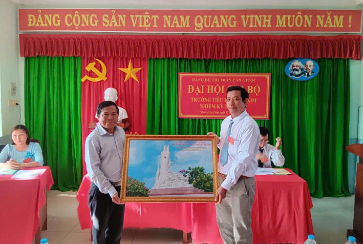 Đại hội Chi bộ trường Tiểu học Tân Kim nhiệm kỳ 2025-2027