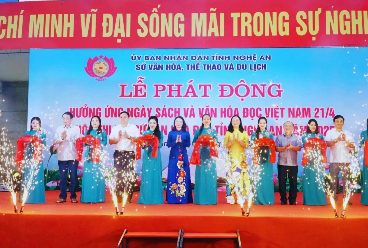 Nghệ An phát động hưởng ứng Ngày Sách và Văn hóa đọc Việt Nam năm 2025