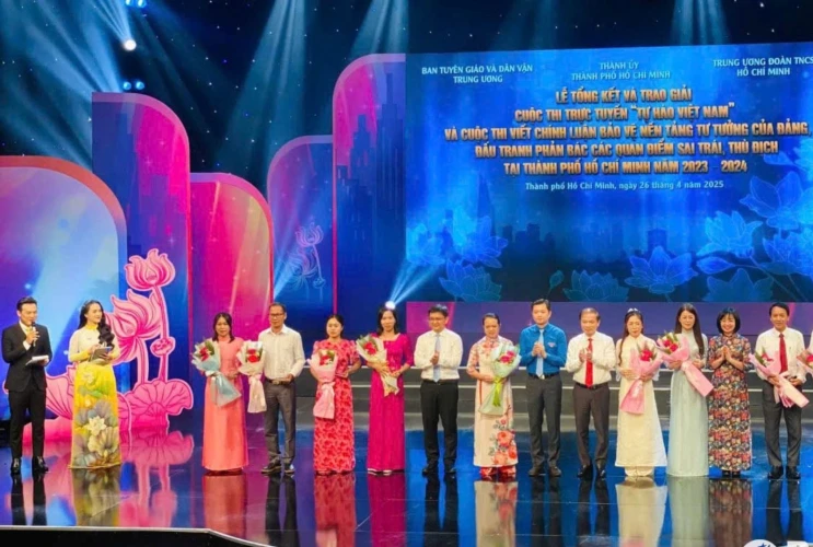 Tỉnh Nghệ An đạt giải Tập thể xuất sắc tại Cuộc thi trực tuyến ‘Tự hào Việt Nam’