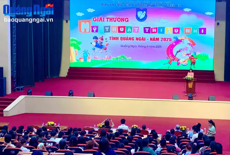 Khai mạc Giải thưởng Mỹ thuật thiếu nhi tỉnh Quảng Ngãi năm 2025