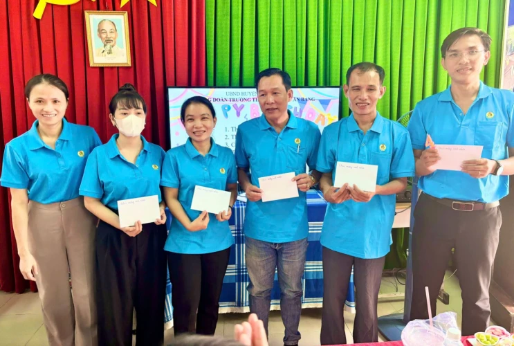 Mừng sinh nhật công đoàn viên quý 4