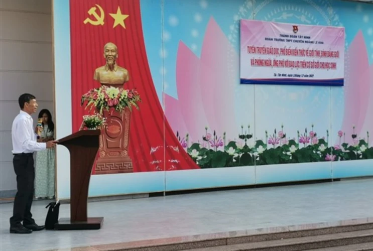 Tuyên truyền "Giáo dục giới tính - Phòng ngừa, ứng phó với bạo lực"