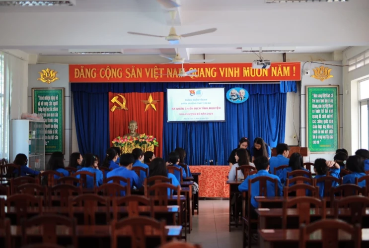 Khởi động Chiến dịch Hoa Phượng Đỏ 2024 tại trường THPT Tân An