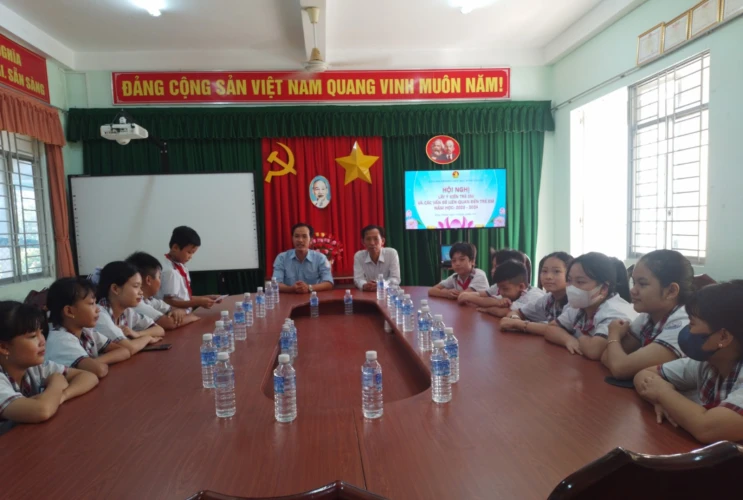 Hội nghị lấy ý kiến trẻ em và các vấn đề liên quan đến trẻ em năm học 2023 - 2024