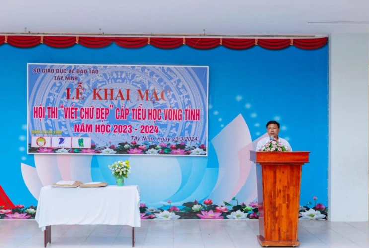 Khai mạc hội thi “Viết chữ đẹp” vòng tỉnh