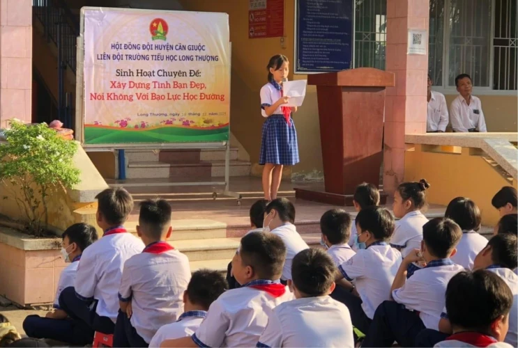 Chuyên đề “Xây dựng tình bạn đẹp, nói không với bạo lực học đường”