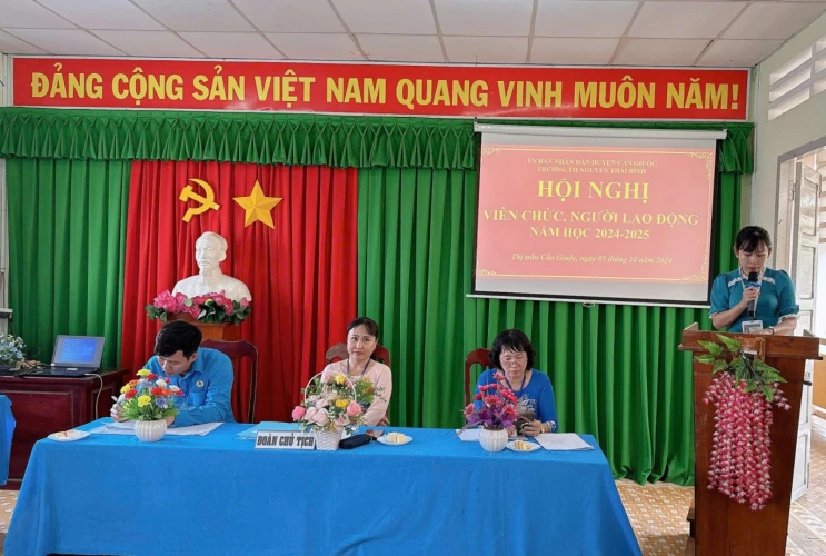 Hội nghị Viên Chức, Người lao động năm học 2024 -2025