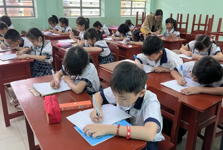 Hội thi viết chữ đẹp năm học 2023-2024